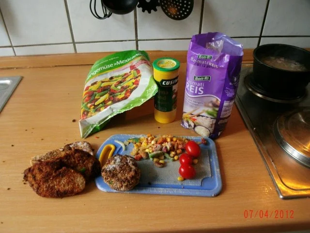 Rezept: Restefleisch-Gemüsepfännchen Bild Nr. 2 Restefleisch-Gemüsepfännchen - Rezept - Bild Nr. 2