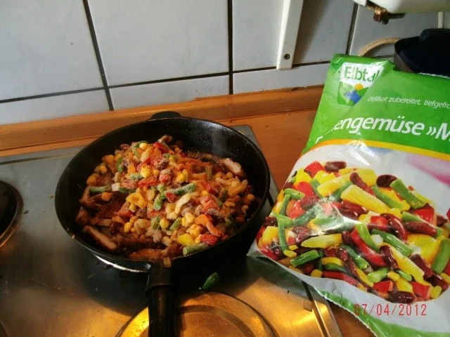 Rezept: Restefleisch-Gemüsepfännchen Bild Nr. 5 Restefleisch-Gemüsepfännchen - Rezept - Bild Nr. 5