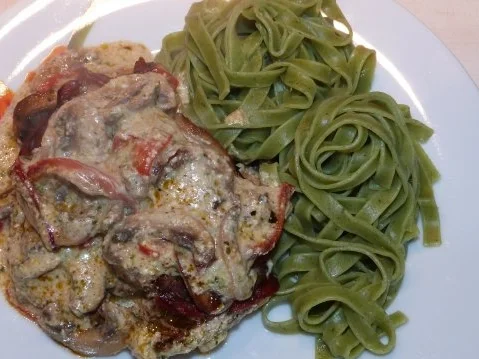 Rezept: Schweinemedaillons mit Tagliatelle Bild Nr. 4 Schweinemedaillons mit Tagliatelle - Rezept - Bild Nr. 4