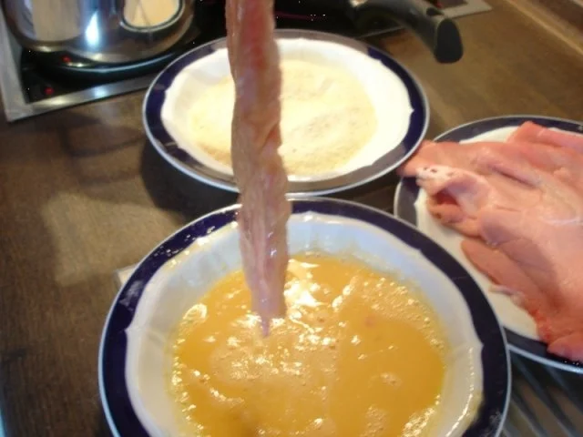 Kalbschnitzel mit Spargelspitzen und neuen Kartoffeln als Kartoffelpilze - Rezept - Bild Nr. 10