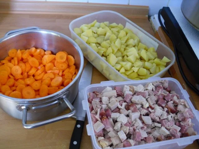 Rezept: Weißkraut-Porree Eintopf Bild Nr. 3 Weißkraut-Porree Eintopf - Rezept - Bild Nr. 3