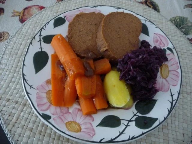 Rezept: Fleischlos : Ostersonntags"Braten" Bild Nr. 2 Fleischlos : Ostersonntags"Braten" - Rezept - Bild Nr. 2