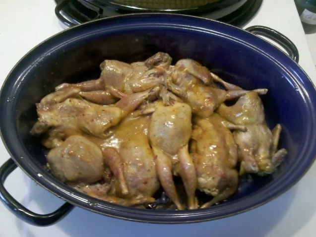 Geflügel: Wachteln mit schwarzem thailändischen Klebreis und Gorgonzola-Waldpilzsoße - Rezept - Bild Nr. 5