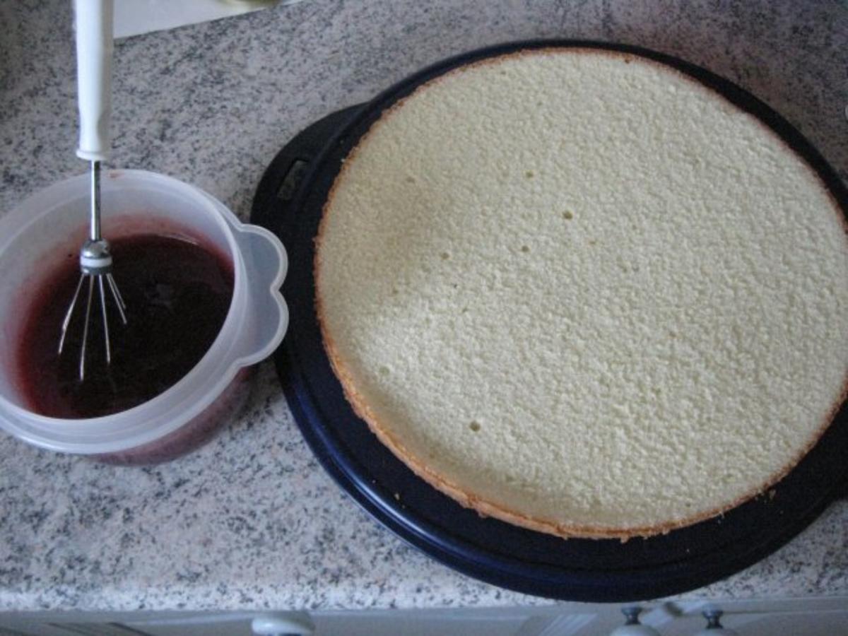 Torte mit leichter Marzipannote - Rezept - Bild Nr. 2