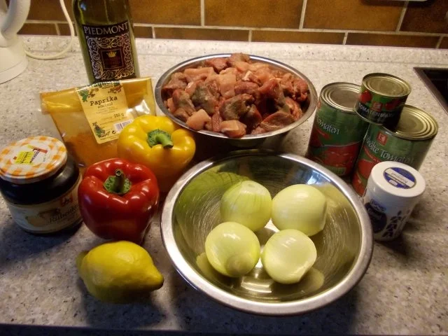 Rezept: Ungarisches Paprikagulasch Bild Nr. 2 Ungarisches Paprikagulasch - Rezept - Bild Nr. 2