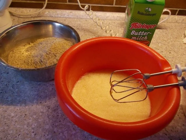 Buttermilch-Kirschkuchen - Rezept - Bild Nr. 2