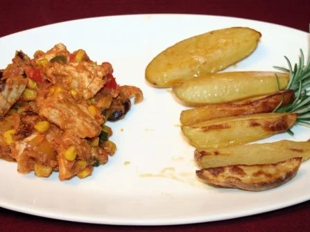 Hähnchen mit Mexiko-Gemüse, Patatas und abgefahrener Soße - Rezept