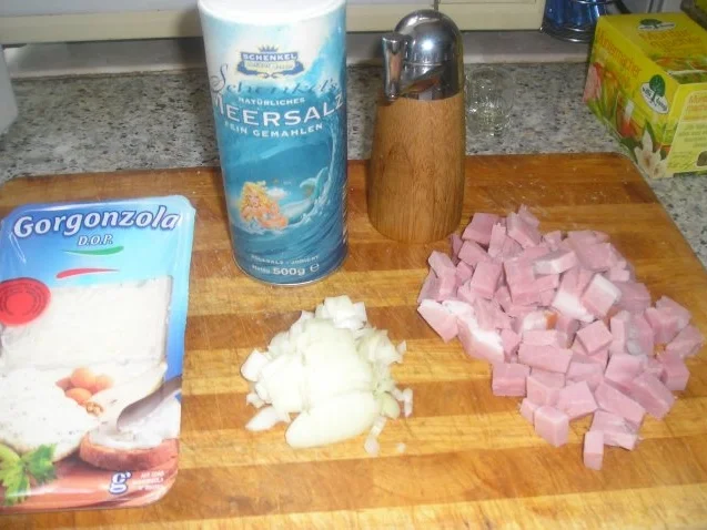 Gnocchi mit Gorgonzola-Schinken-Sauce - Rezept - Bild Nr. 2