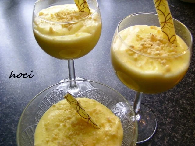 Rezept: VSR-Custard-Pudding mit nussiger Überraschung VSR-Custard-Pudding mit nussiger Überraschung - Rezept