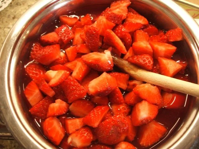 Dessert: Schnelle Erdbeergrütze - Rezept - Bild Nr. 3
