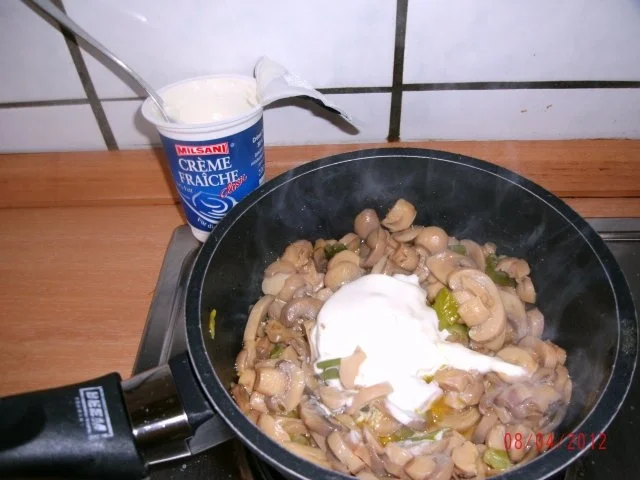 Schweinefilet mit Rahmchampignons oder Bluko - Rezept - Bild Nr. 10