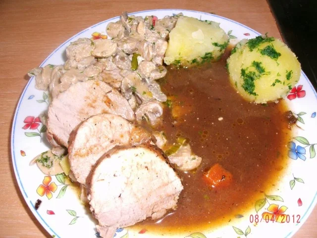 Schweinefilet mit Rahmchampignons oder Bluko - Rezept - Bild Nr. 12