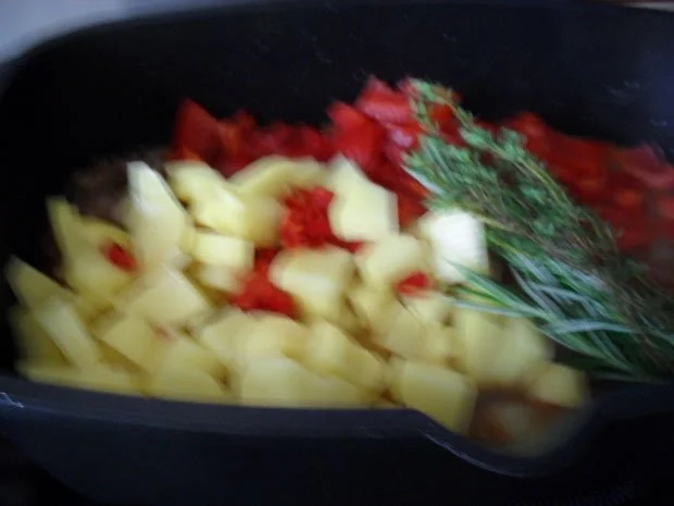 Rezept: Gulaschsuppe Bild Nr. 8 Gulaschsuppe - Rezept - Bild Nr. 8