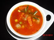 Tomatensuppe mit Hackbälchen und Buttergemüse - Rezept