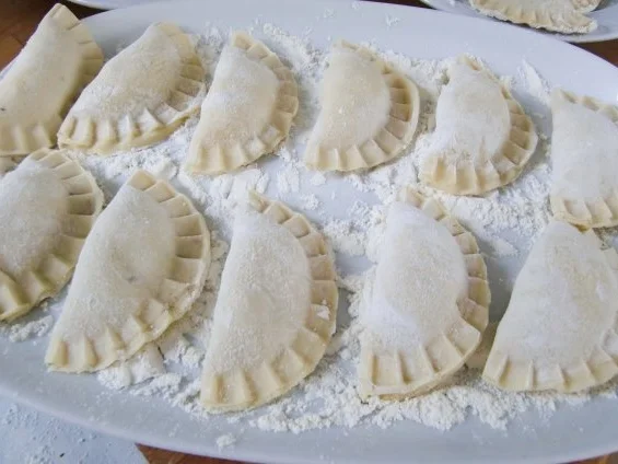 Rezept: Ravioli mit Brennnesselfüllung Ravioli mit Brennnesselfüllung - Rezept