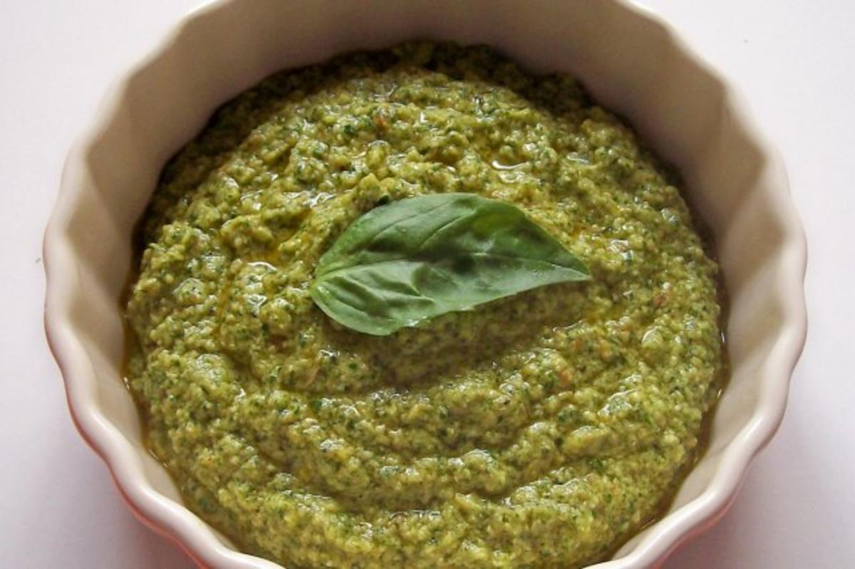 Bilder für Petersilien-Basilikum-Pesto - Rezept