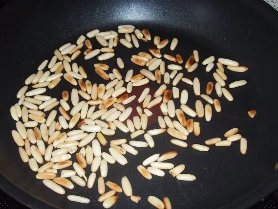 Petersilien-Basilikum-Pesto - Rezept - Bild Nr. 2