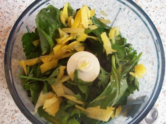 Petersilien-Basilikum-Pesto - Rezept - Bild Nr. 3