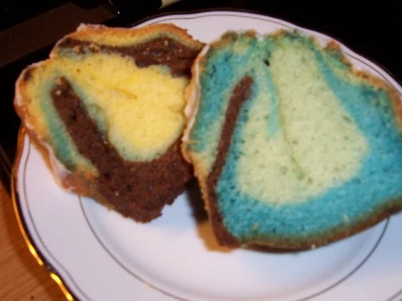 Rezept: Papageienkuchen alla Yoshi Bild Nr. 4 Papageienkuchen alla Yoshi - Rezept - Bild Nr. 4