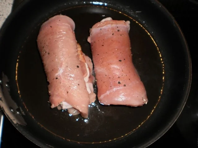 Rezept: Putenrolle auf Spinatbett Bild Nr. 6 Putenrolle auf Spinatbett - Rezept - Bild Nr. 6