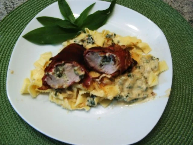 Hähnchenbrust mit einer Bärlauchfüllung - Rezept