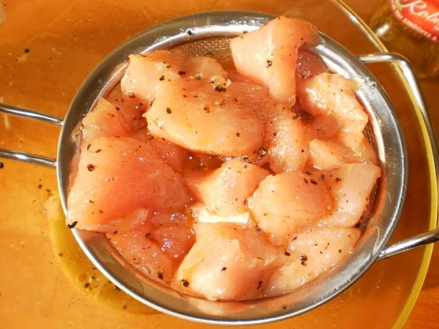 Fleischspieße mit würzigem Paprikadip - Rezept - Bild Nr. 12