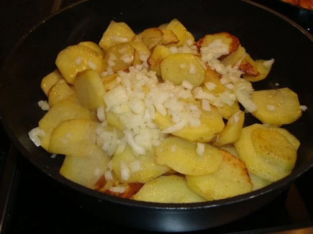 Rezept: Scheibekartoffeln und gebratenes Hähnchenfilet Bild Nr. 5 Scheibekartoffeln und gebratenes Hähnchenfilet - Rezept - Bild Nr. 5