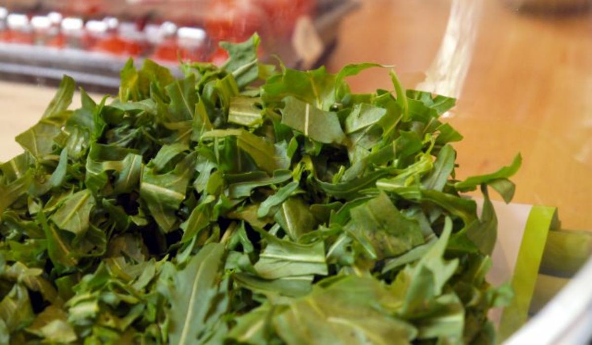 Salat mit grünem Spargel und Geflügelleber - Rezept - Bild Nr. 4