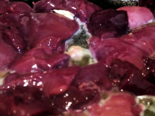 Rezept: Salat mit grünem Spargel und Geflügelleber Bild Nr. 8 Salat mit grünem Spargel und Geflügelleber - Rezept - Bild Nr. 8