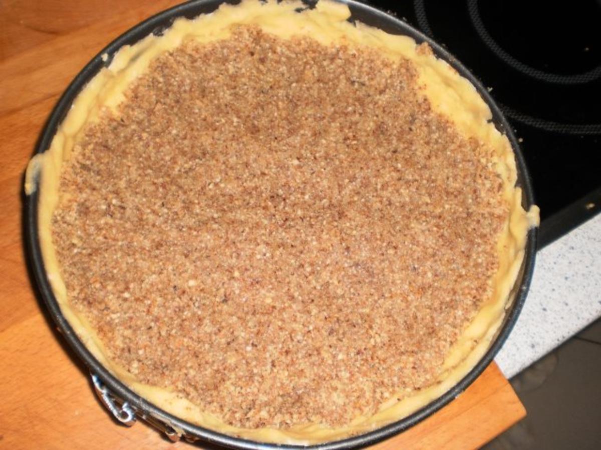 Nuss-Mandel-Käsekuchen - Rezept mit Bild - kochbar.de