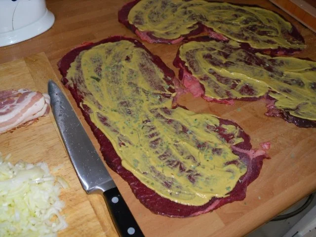 Rezept: Rouladen vom Ross Bild Nr. 3 Rouladen vom Ross - Rezept - Bild Nr. 3