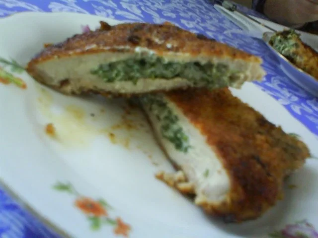 Kotelett's in knuspriger Nusspanade mit Kräuterkäsefüllung und Petersilienkartoffeln - Rezept - Bild Nr. 3