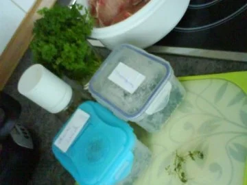 Kotelett's in knuspriger Nusspanade mit Kräuterkäsefüllung und Petersilienkartoffeln - Rezept - Bild Nr. 4