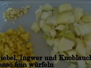 Rezept: Karotten-Ingwer Suppe mit gebratenen Garnelen Bild Nr. 3 Karotten-Ingwer Suppe mit gebratenen Garnelen - Rezept - Bild Nr. 3