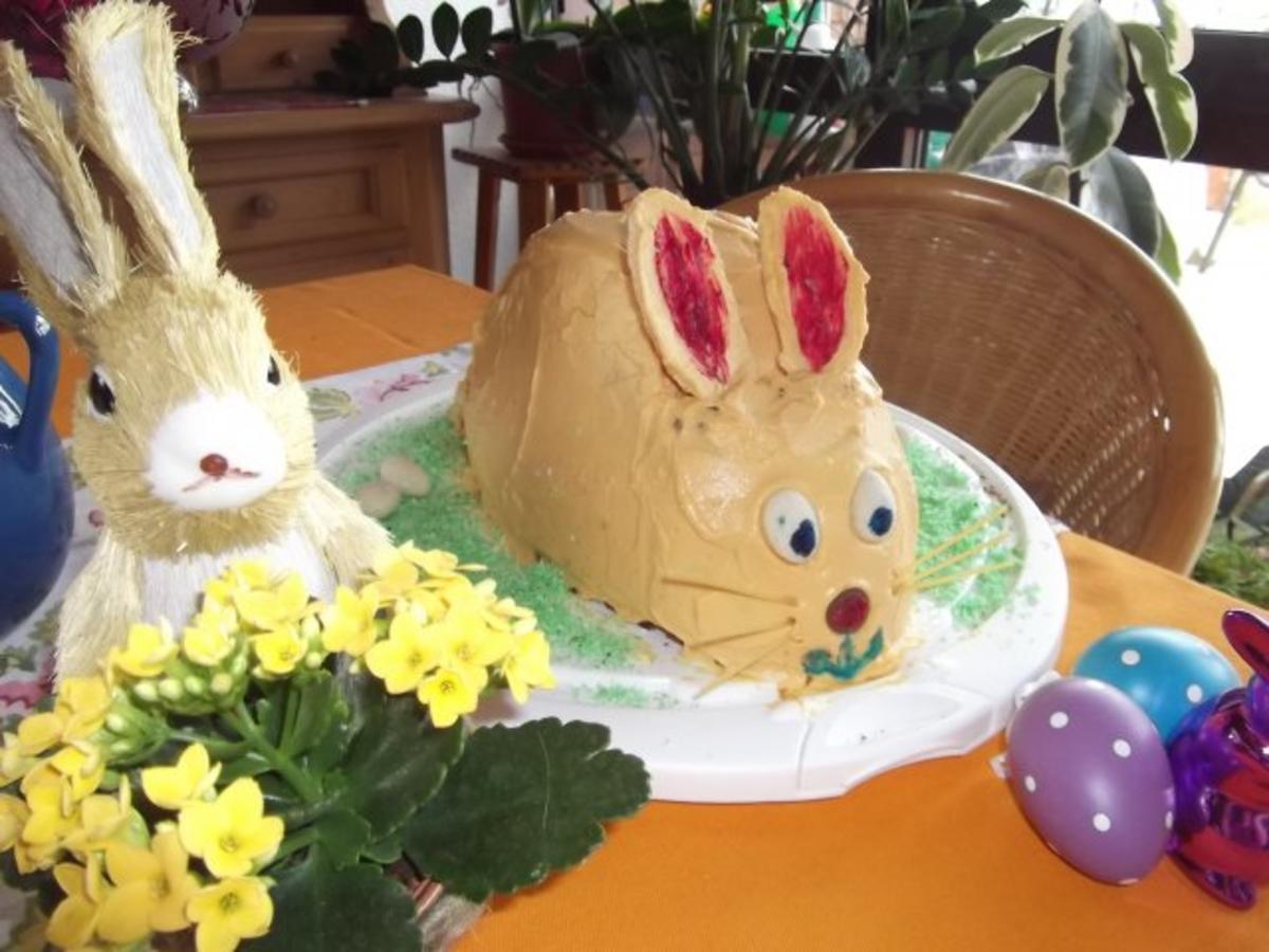 Bilder für Osterhase Dieser Hase stand bei uns am Ostersonntag auf der Kaffeetafel. Die Idee habe ich im Internet auf einem Bild gefunden. - Rezept