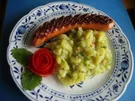 lauwarmer Kartoffelsalat mit gebratener Schinkenbockwurst - Rezept