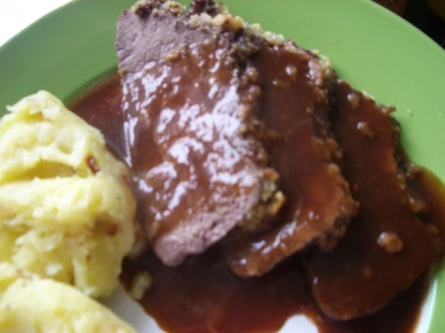 Rinderbraten mit Steinpilzkruste - Rezept - Bild Nr. 8