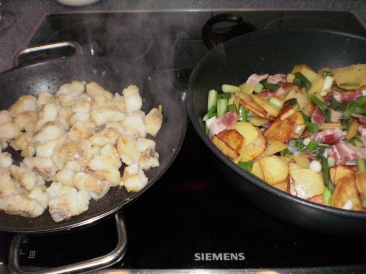 Hamburger Pannfisch, mit Bratkartoffeln und Senfsoße - Rezept - Bild Nr. 3