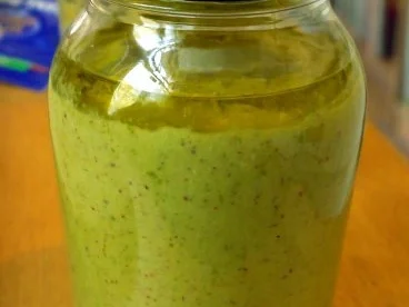 Pesto aus grünem Spargel - Rezept