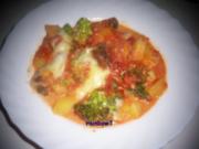 Auflauf: Broccoli-Kartoffel-Auflauf mit Tomatensugo - Rezept