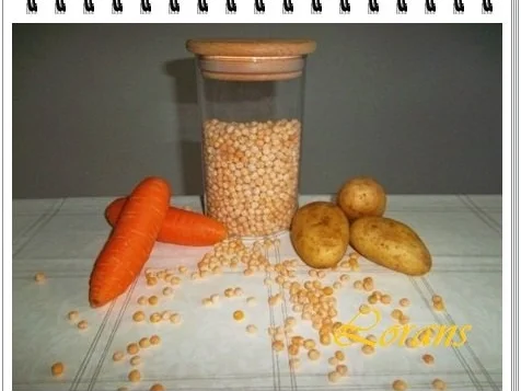 Erbseneintopf aus Eisbeinbrühe und Würstchen - Rezept - Bild Nr. 2