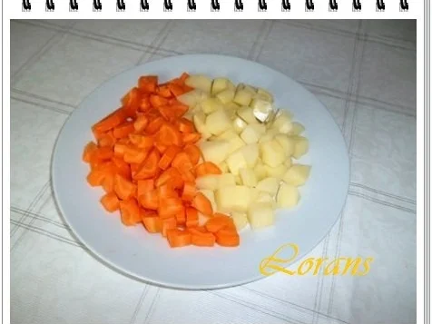 Erbseneintopf aus Eisbeinbrühe und Würstchen - Rezept - Bild Nr. 5