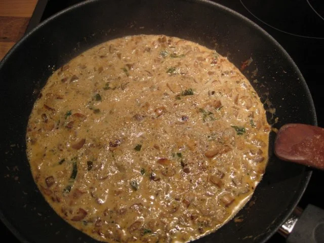 Putenröllchen und Champignons gefüllt mit Bärlauch-Creme - Rezept - Bild Nr. 10