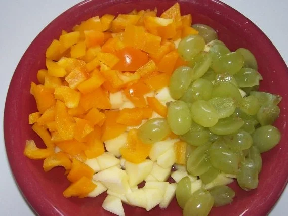 Rezept: Beilagen: Weintrauben-Pfirsich-Chutney Bild Nr. 3 Beilagen: Weintrauben-Pfirsich-Chutney - Rezept - Bild Nr. 3