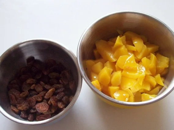 Rezept: Beilagen: Weintrauben-Pfirsich-Chutney Bild Nr. 4 Beilagen: Weintrauben-Pfirsich-Chutney - Rezept - Bild Nr. 4