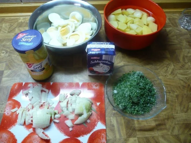 Eiersoße  zu Salzkartoffeln - Rezept