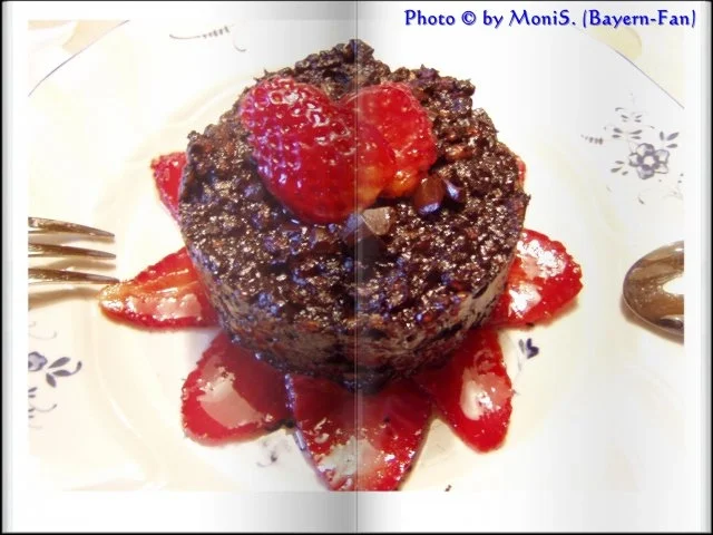 Rezept: Schokoladenmilchreis mit Tonkabohne und Erdbeeren Bild Nr. 2 Schokoladenmilchreis mit Tonkabohne und Erdbeeren - Rezept - Bild Nr. 2