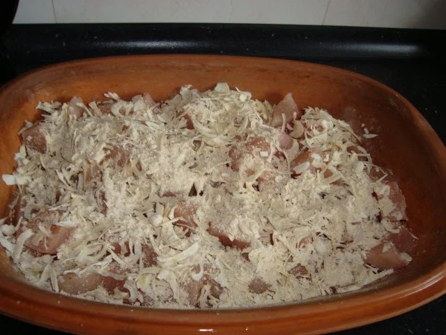 Rezept: Zwiebel-Sahne-Hähnchen aus dem Römertopf Bild Nr. 6 Zwiebel-Sahne-Hähnchen aus dem Römertopf - Rezept - Bild Nr. 6