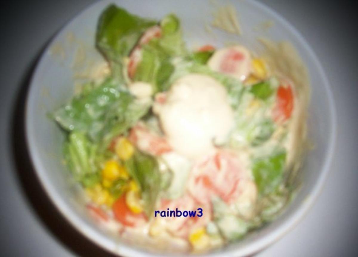 Salat: Buntes Gemüse mit Joghurt-Dressing - Rezept