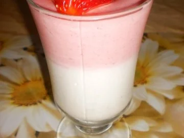 Rezept: Erdbeer-Zitronen-Creme Erdbeer-Zitronen-Creme - Rezept